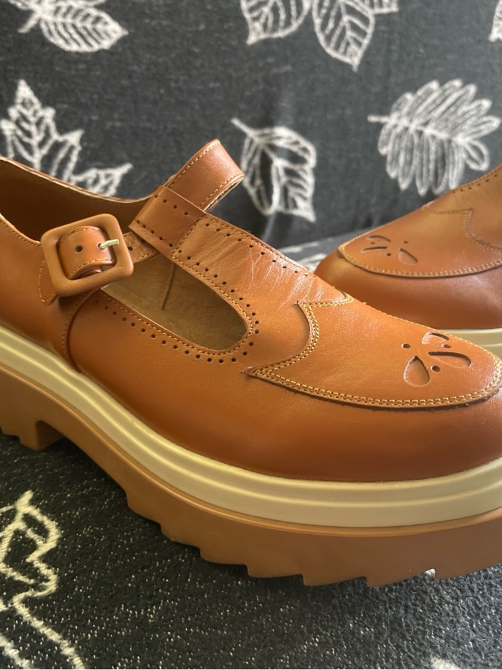 Tan Platform Mary Jane Shoes with Chunky Sole - Picture 2 of 5